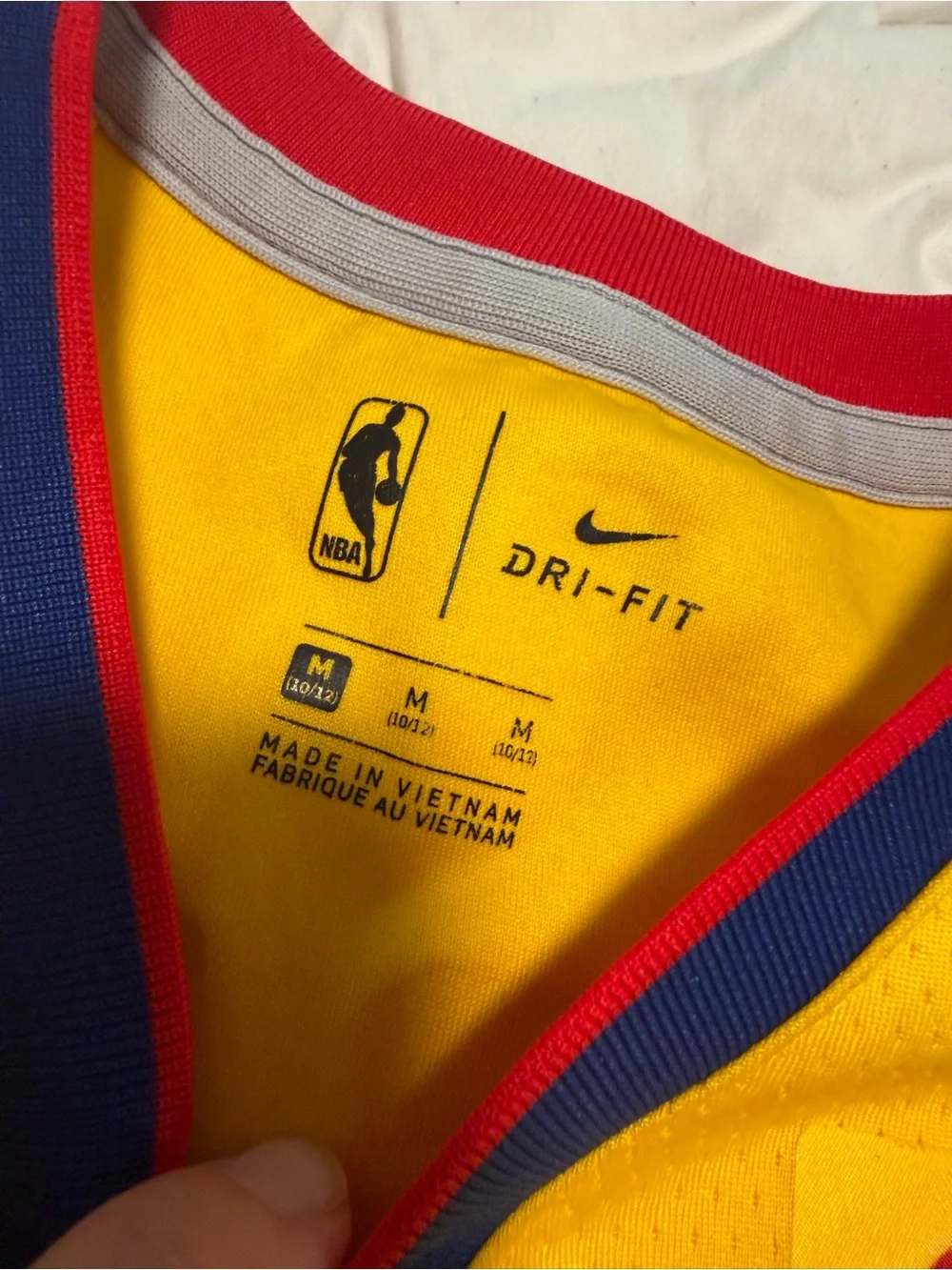 Kids the bay Steph Curry 30 jersey M 10/12